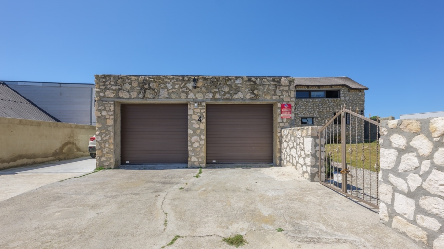 2 Bedroom Property for Sale in Arniston Western Cape